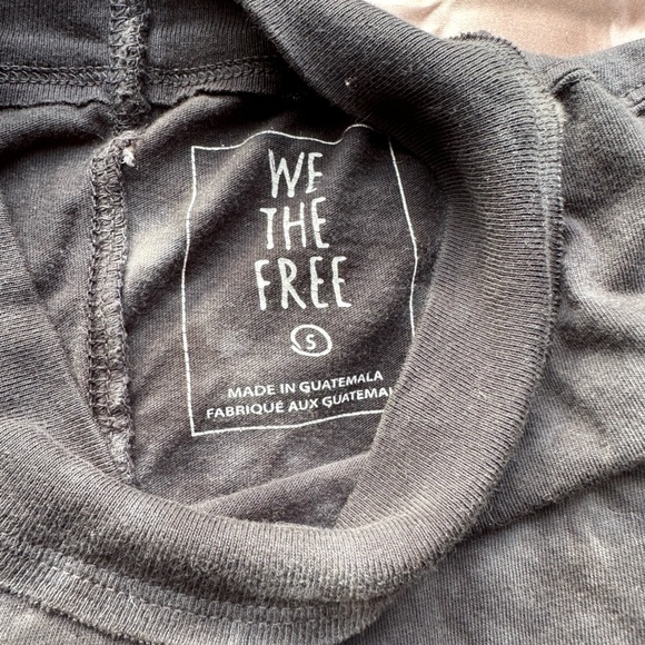 Free People Be Free Tie Dye Tee / Charcoal Oversize Long Sleeve - Picture 4 of 5